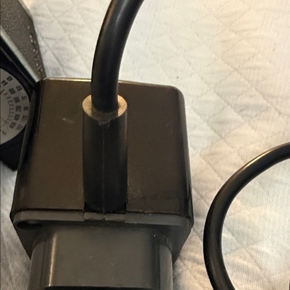 Metz Camera Flash with Cable. untested - Picture 7 of 7